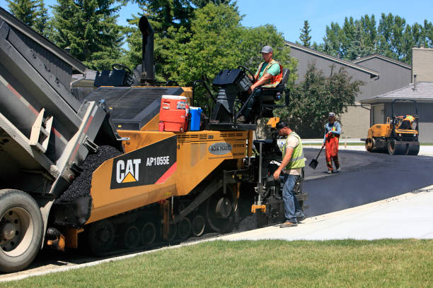 Best Decorative Driveway Pavers  in Kewaunee, WI